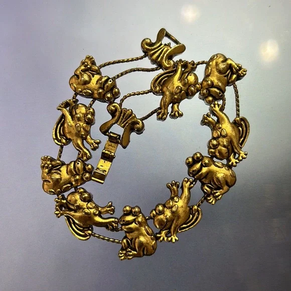 Crazy Frog Bracelet! Gold tone - Picture 4 of 11